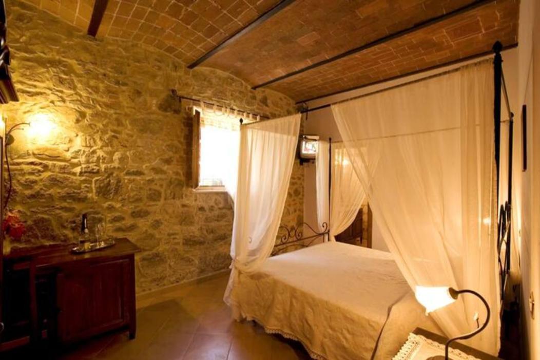 Agriturismo Belagaggio Montefollonico Екстериор снимка