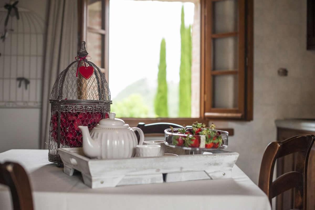 Agriturismo Belagaggio Montefollonico Екстериор снимка